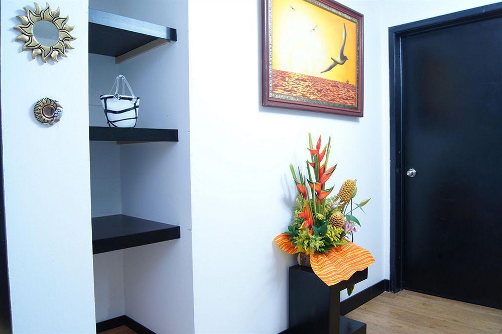 Hotel Aj Ferial Bogotá Extérieur photo