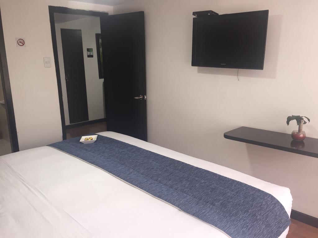 Hotel Aj Ferial Bogotá Extérieur photo