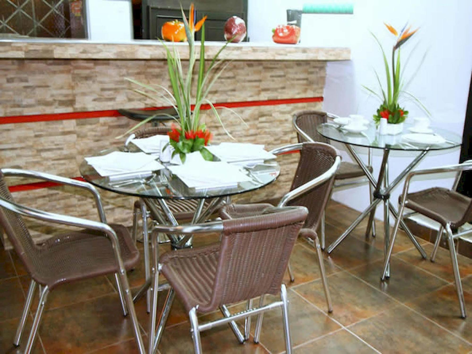 Hotel Aj Ferial Bogotá Extérieur photo