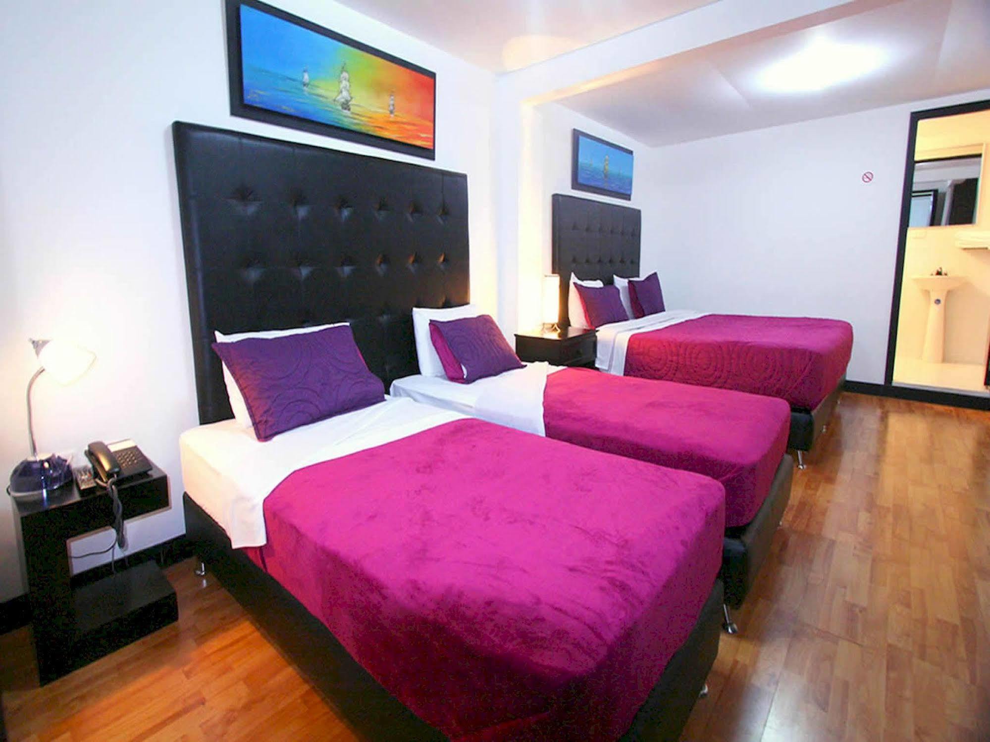 Hotel Aj Ferial Bogotá Extérieur photo